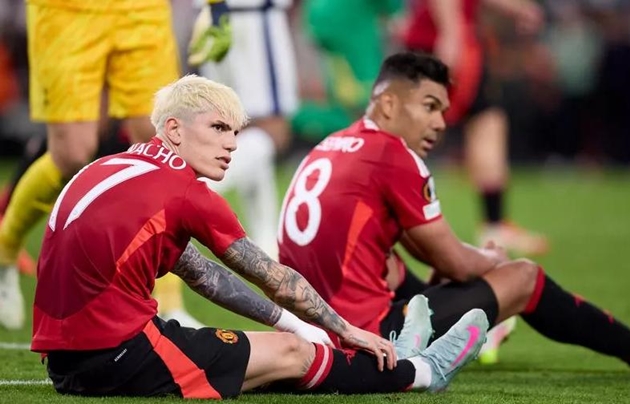 Thử thách Garnacho: Liệu Manchester United có thể phá vỡ vòng luẩn quẩn chuyển nhượng?